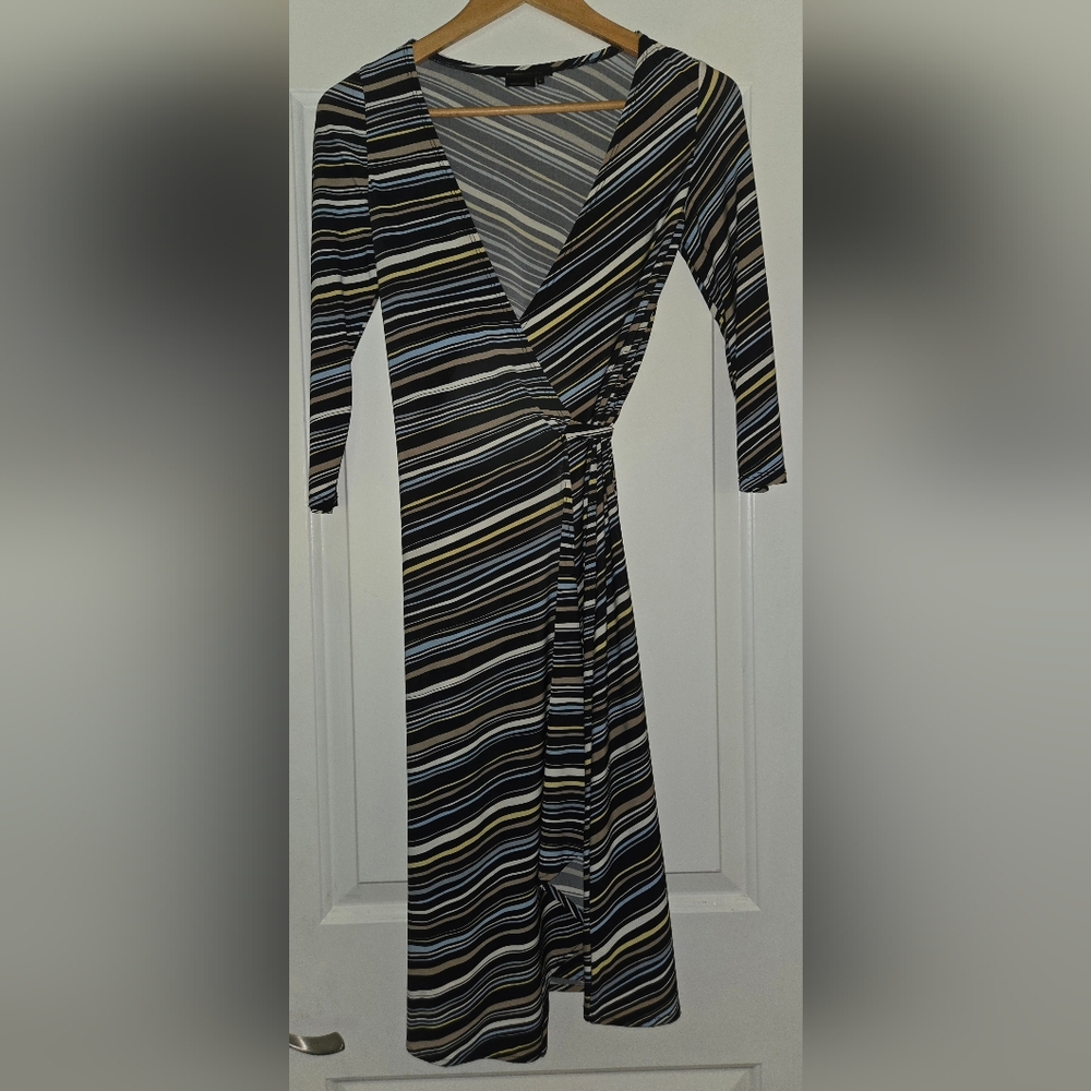 BCBGMAXAZRIA Striped Wrap Dress Size S